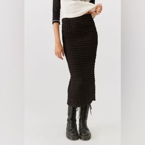 UO Kimmy Bubble Knit Midi Skirt